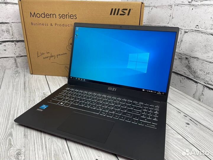 Игровой ноутбук Msi MS-15H1 Новый