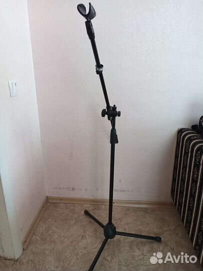 Стойка для микрофона журавль