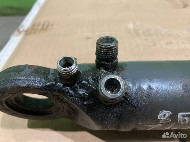 Цилиндр подъема кабины DAF XF105