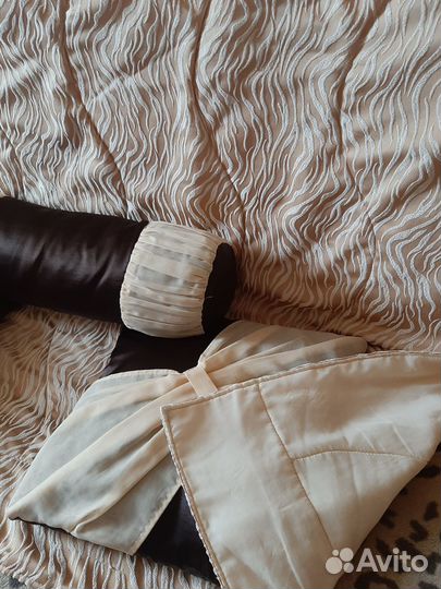 Покрывало на детскую кровать, диван