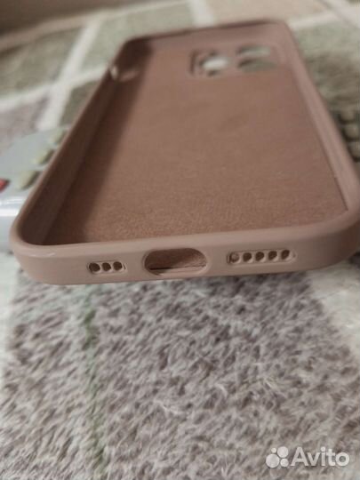 Чехол на iPhone 13 pro