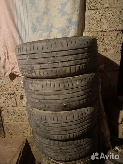 Nokian Tyres Hakka Blue 2 225/50 R17 98W