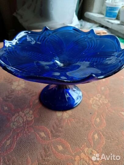 Ваза для фруктов цветное стекло