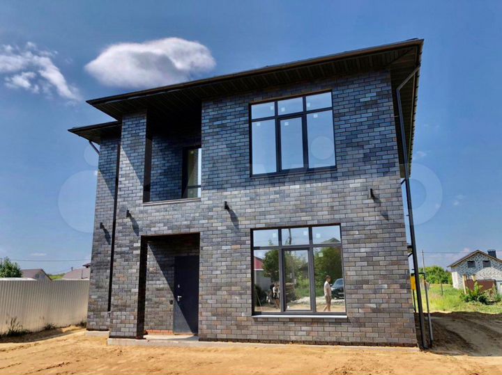 Дом 180 м² на участке 10 сот.