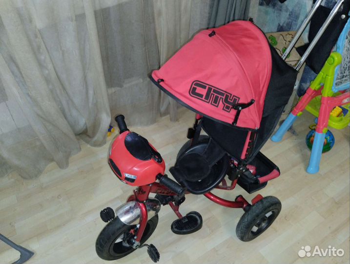 Детский трехколесный велосипед