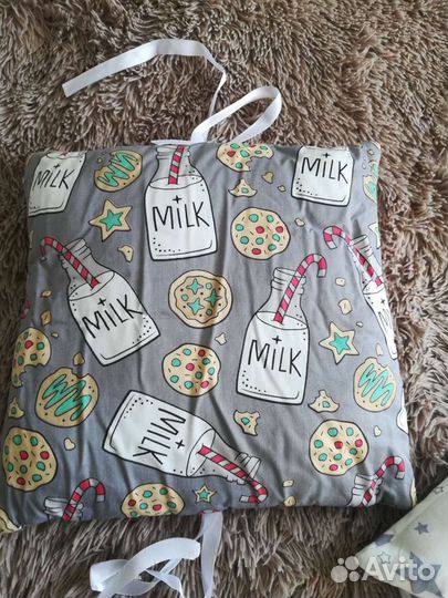 Новые бортики-подушки в кроватку