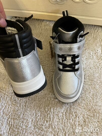 Ботинки новые демисезонные