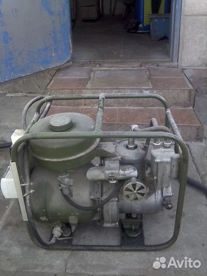 Бензиновый генератор 1.5кв