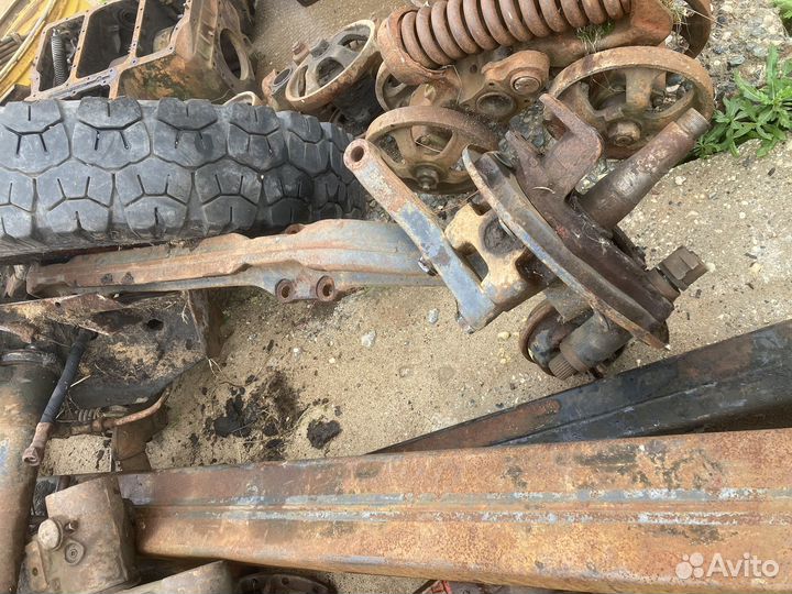 Балка передняя маз