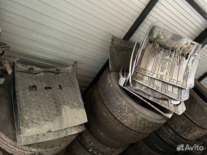 Крыло заднее DAF,mercedes,volvo