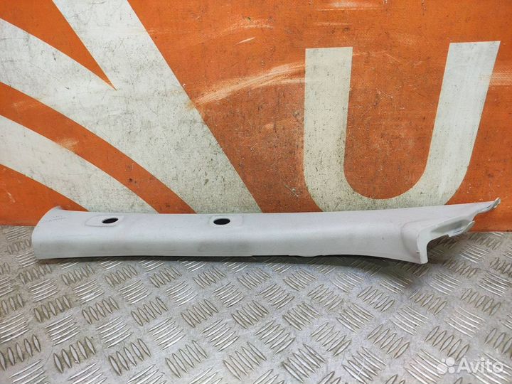 Обшивка стойки передняя левая Toyota Fortuner 2