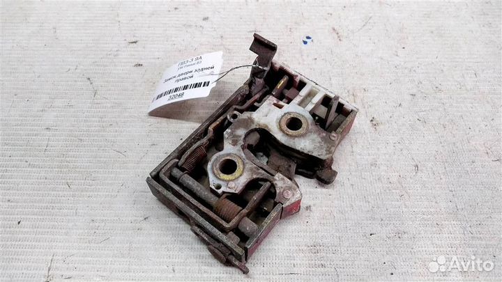 Замок двери задней правой volkswagen Passat B3