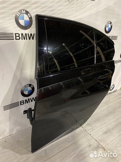 Задняя левая дверь BMW G20