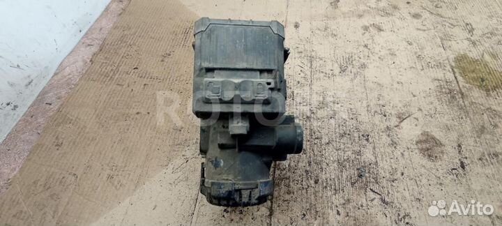 Кран модулятор EBS задний MAN TGX 2013 81521066050