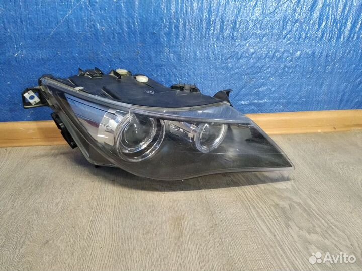 Фара правая E63