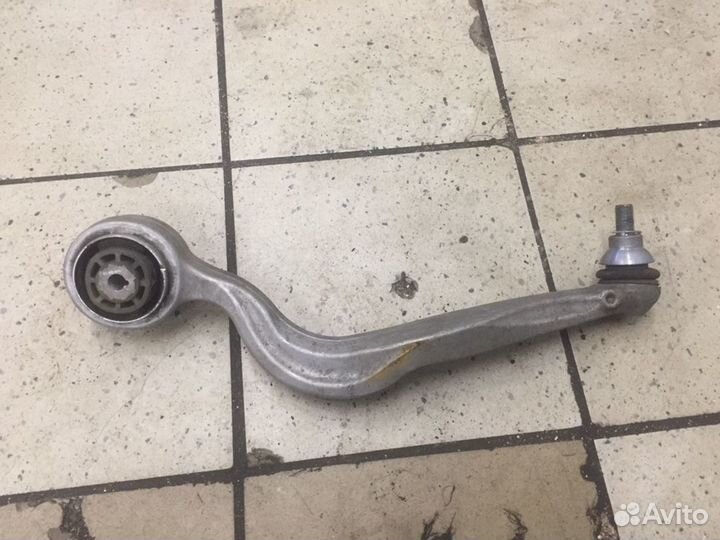 Рычаг подвески нижний передний левый Mercedes