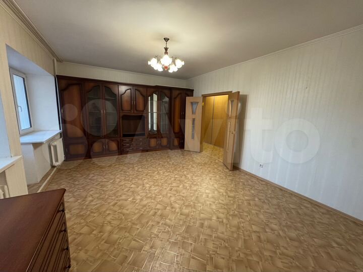 2-к. квартира, 75 м², 4/9 эт.