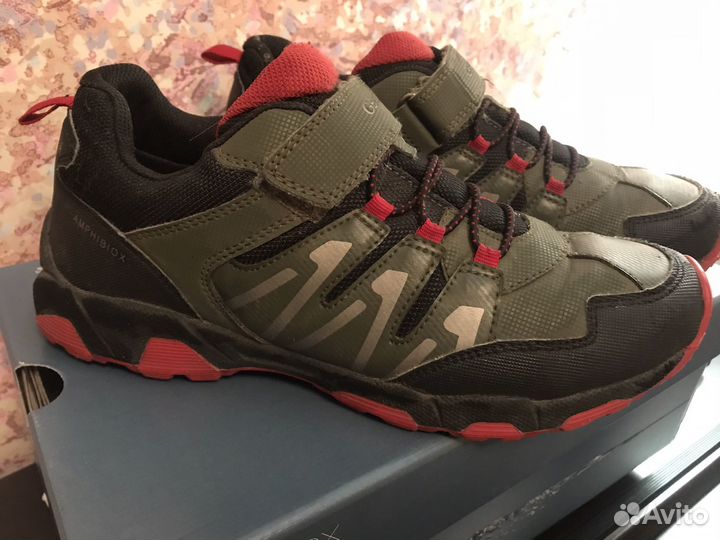 Кроссовки для подростка 38