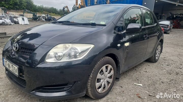 Суппорт тормозной задний правый toyota auris E150