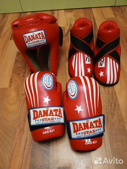Перчатки, шлем, футы danata для тхэквондо детская