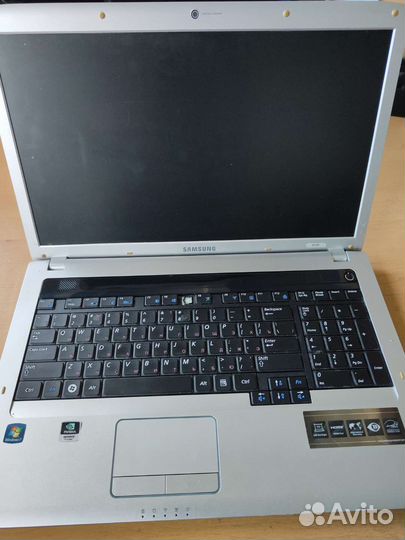 Ноутбук Samsung R730