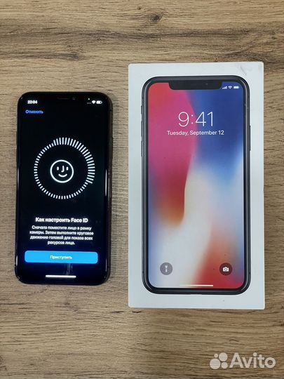 iPhone X, 64 ГБ