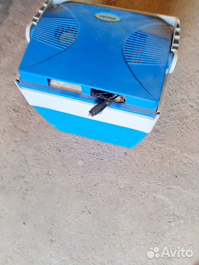 Автомобильный холодильник