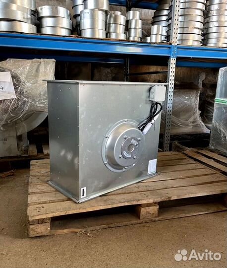 Вытяжной прямоугольный вентилятор