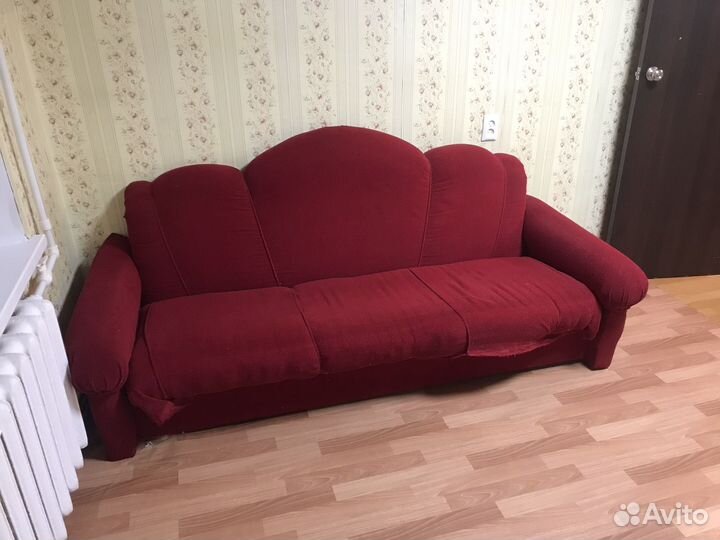 Диван