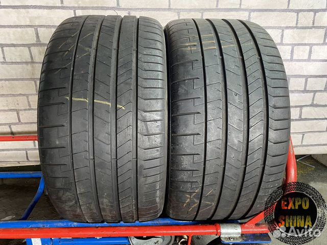 Pirelli P Zero PZ4 295/35 R20