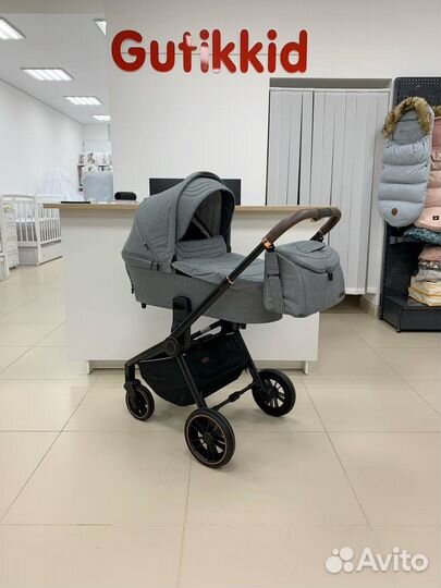 Коляска 2 в 1 Carrello Epica