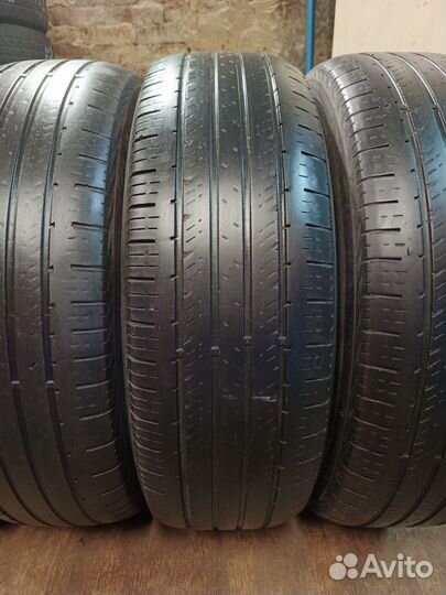 Hankook Dynapro HP2 RA33 215/70 R16