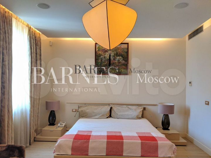 5-к. квартира, 250 м², 4/6 эт.