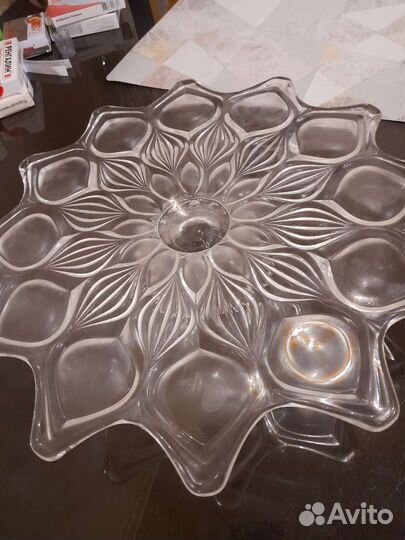 Блюдо на ножке. Чехия