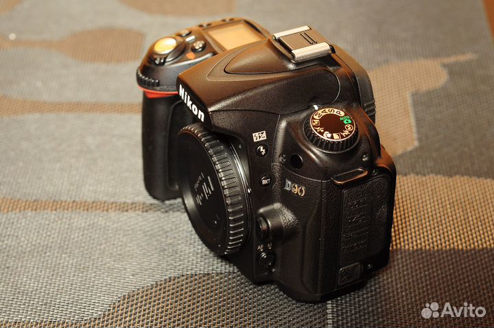 Nikon D90 body