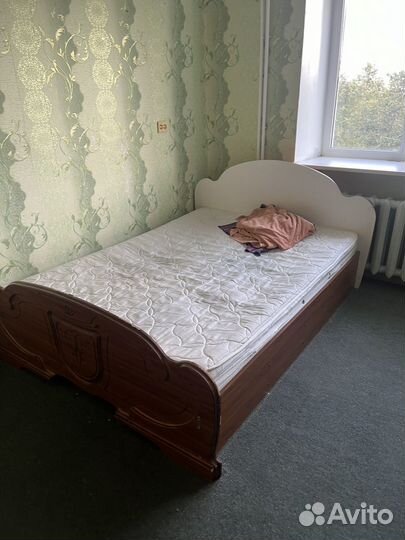 Кровать двухспальная бу