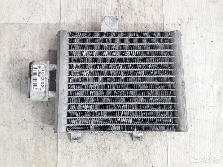 Радиатор маслянный Mercedes W220 A2155000000