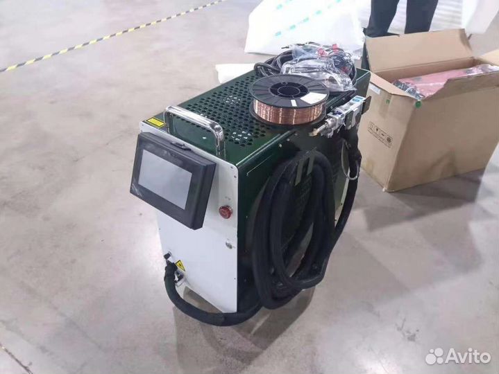 Лазерная сварка и чистка мобильная 4 в 1