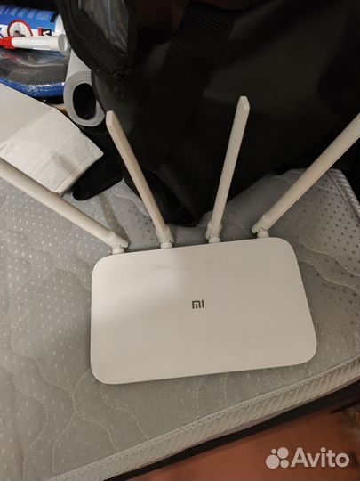 Роутер Xiaomi Mi Wi-Fi Router 4A Gigabit Edition