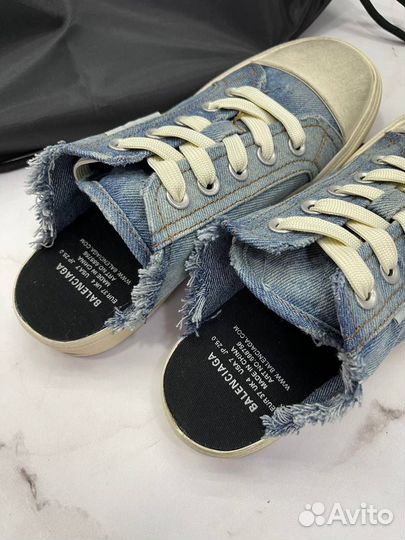 Мюли Balenciaga Paris Distressed Denim