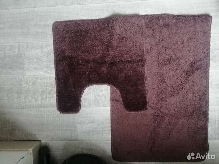 Коврики для ванной и туалета