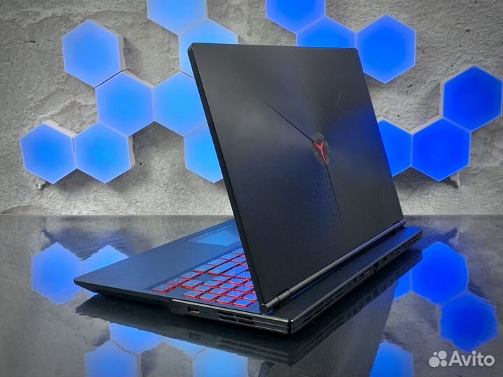 Игровой ноутбук Lenovo Legion / GTX 1660 Ti / i5