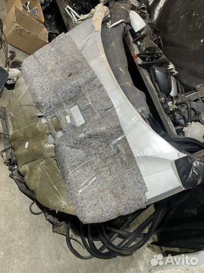 Капоты новые лада веста с машины