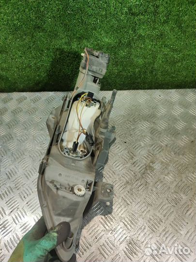 Фара Renault Laguna 1 (1994-2001)