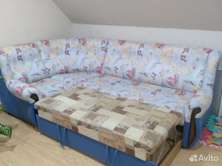 Угловой диван