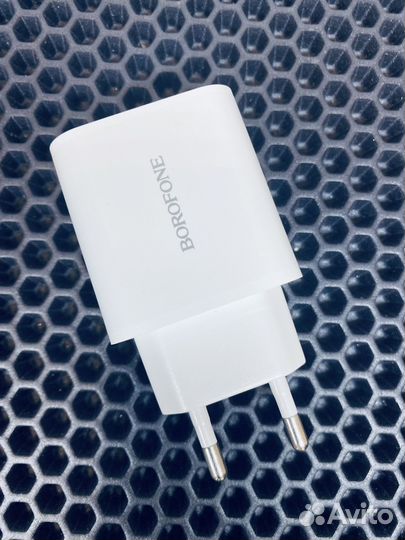 Быстрая зарядка на iPhone 20w