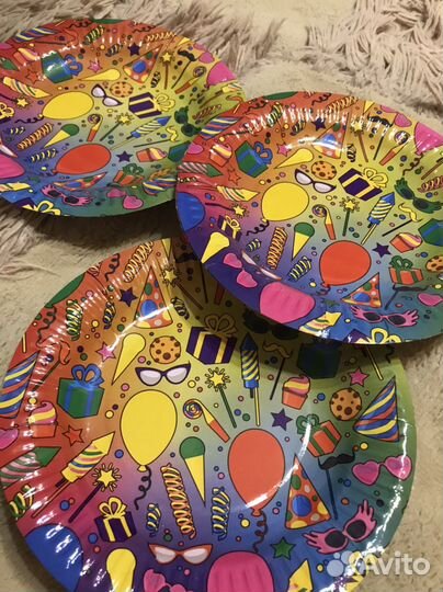 Тарелки бумажные праздничные 12 штук