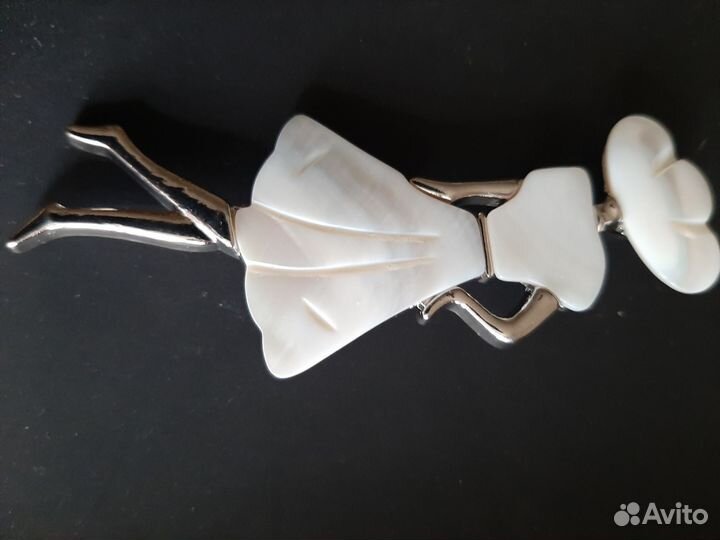 Брошь перламутр