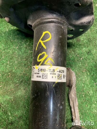 Стойка амортизатора переднего правого, Honda CR-V 5 2020