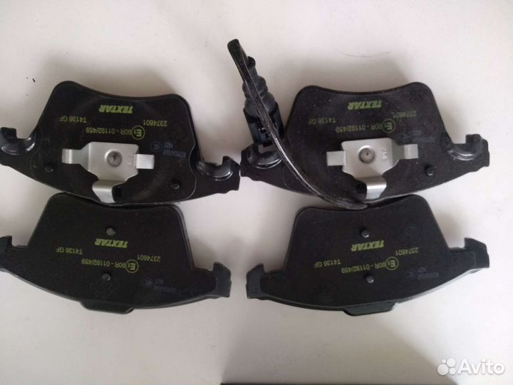 Тормозные колодки на Фольксваген Т5, Т6 Textar